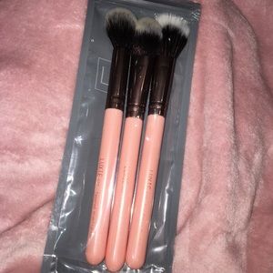 Luxie brushes trio